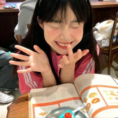 穿越二十年后带着儿女走向开挂人生